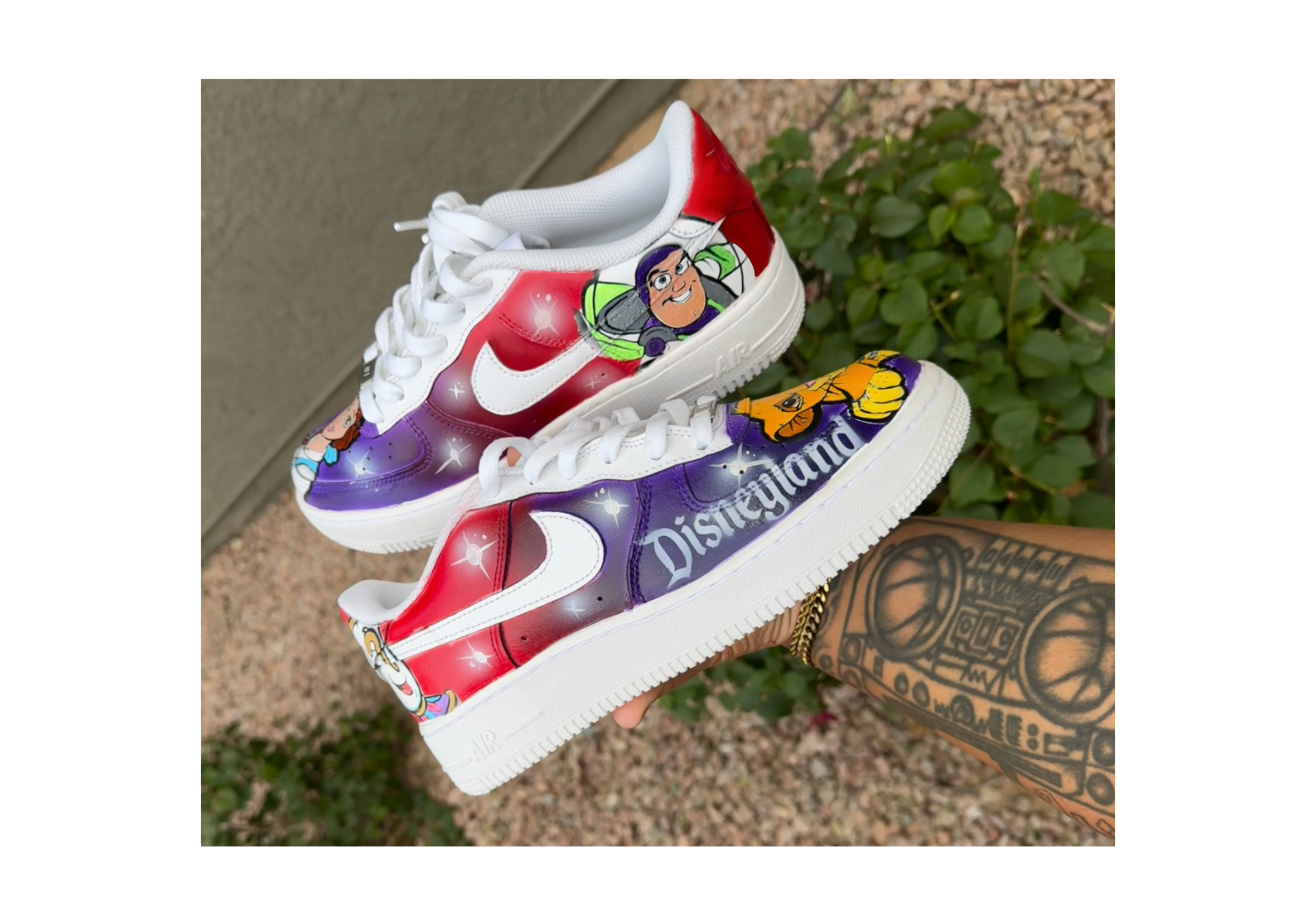 CUSTOM SNEAKER